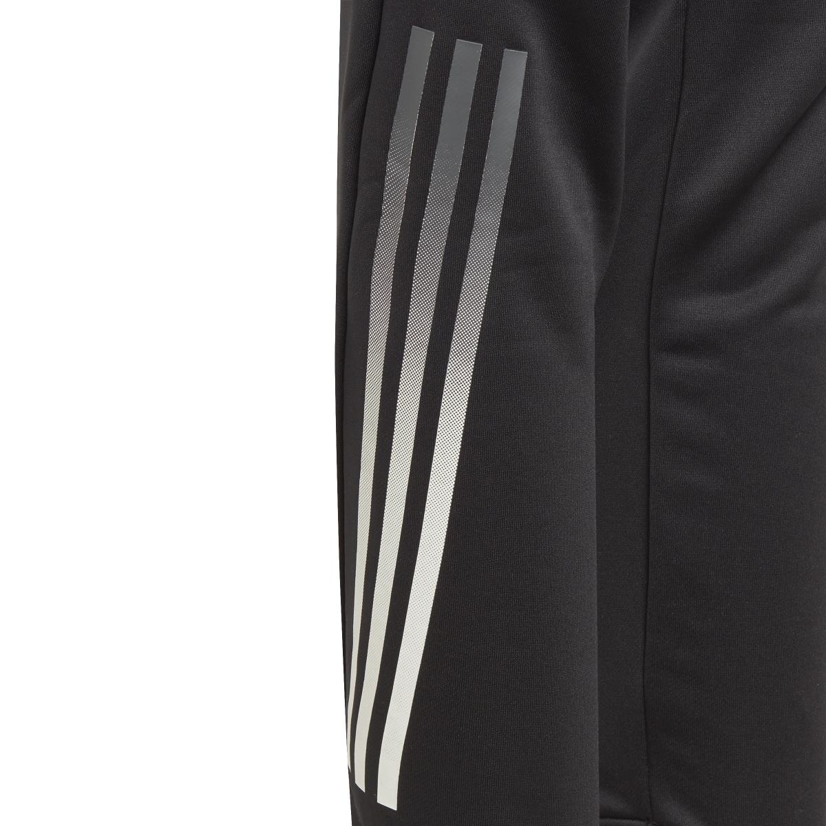 product/2/0/2025_09_adidas_ij6413_5_apparel_photography_detail_view_2_white.jpg