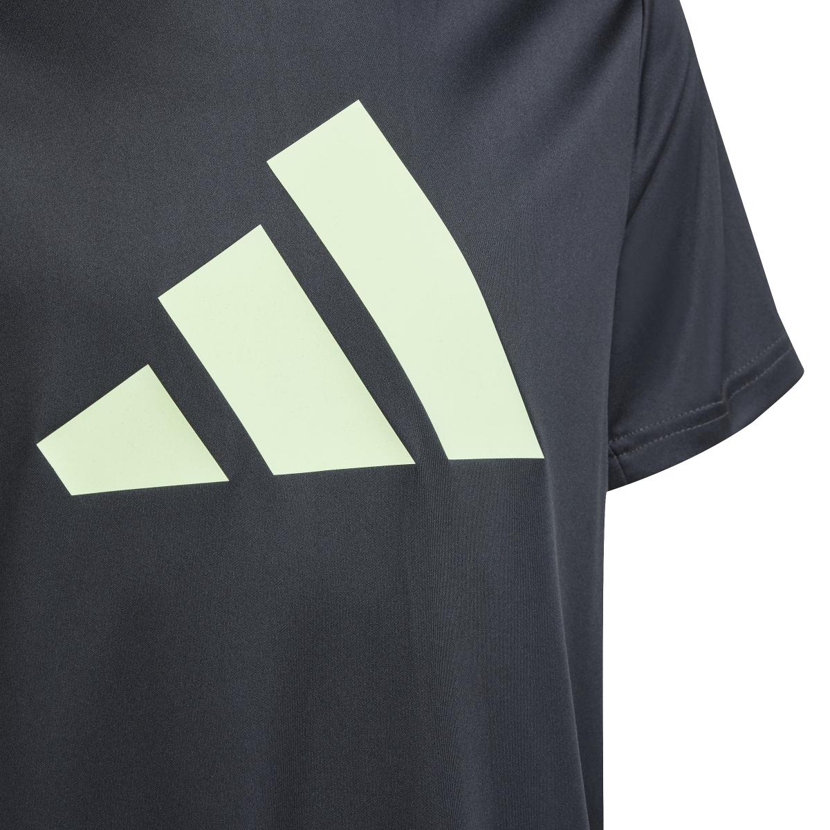 product/2/0/2025_09_adidas_ir7529_5_apparel_photography_detail_view_2_white.jpg