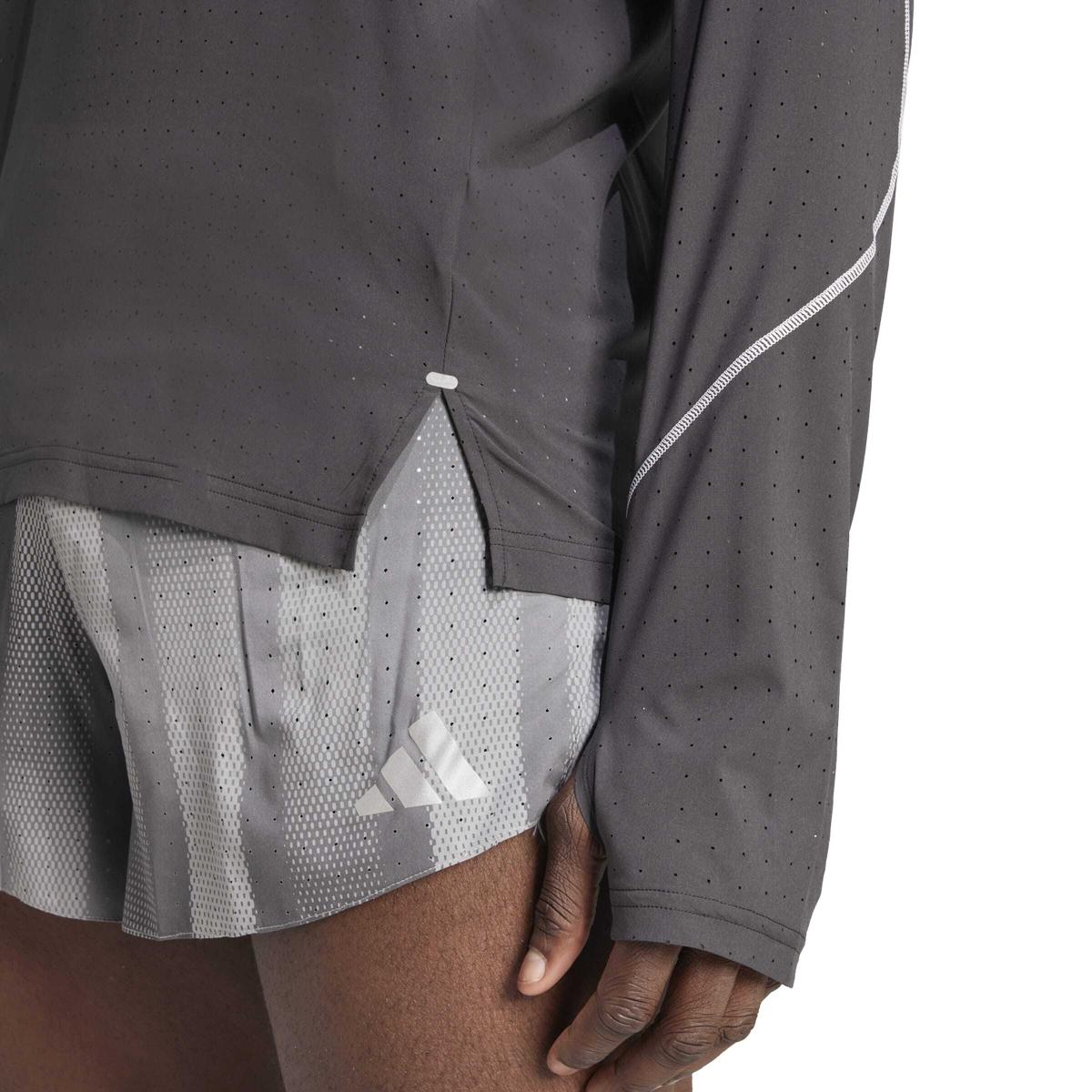 product/2/0/2025_09_adidas_jp1565_7_apparel_on_model_detail_view_2_white.jpg