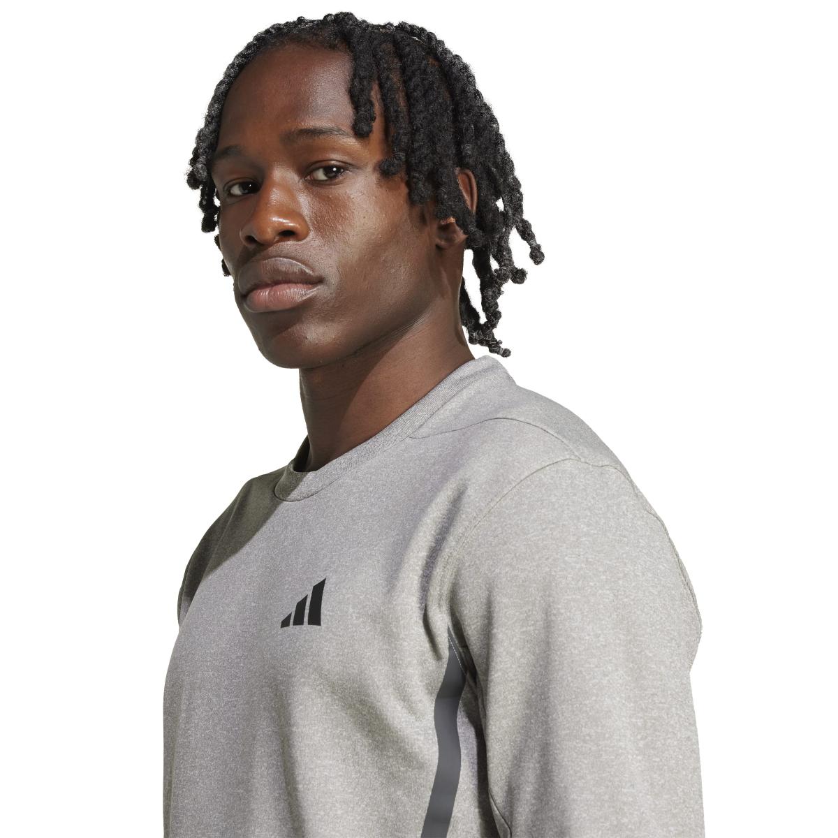 product/2/0/2025_adidas_jc5695_7_apparel_on_model_detail_view_1_white.jpg