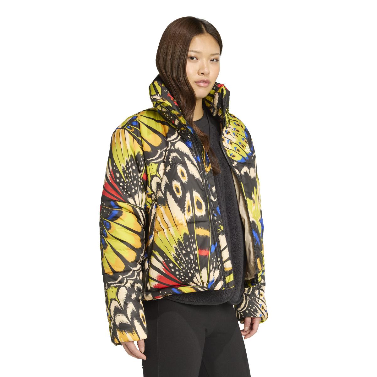 product/2/0/2025_adidas_jl8612_4_apparel_on_model_walking_view_white.jpg