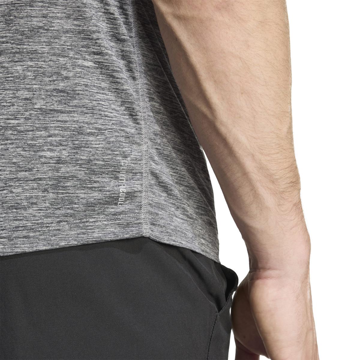 product/2/0/2025_adidas_jn9870_7_apparel_on_model_detail_view_2_white.jpg