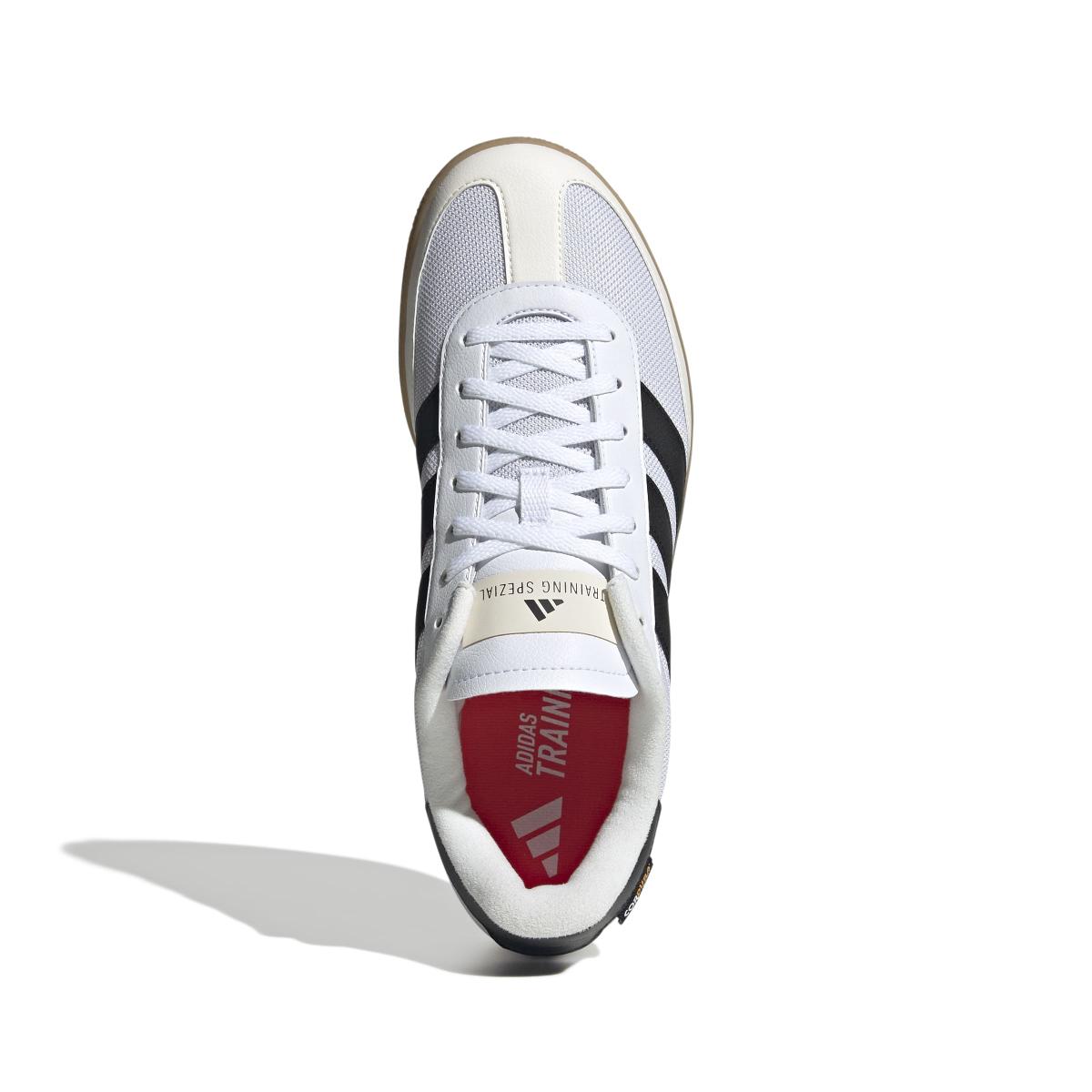 product/2/0/2025_adidas_jp7392_3_footwear_photography_top_portrait_view_white.jpg