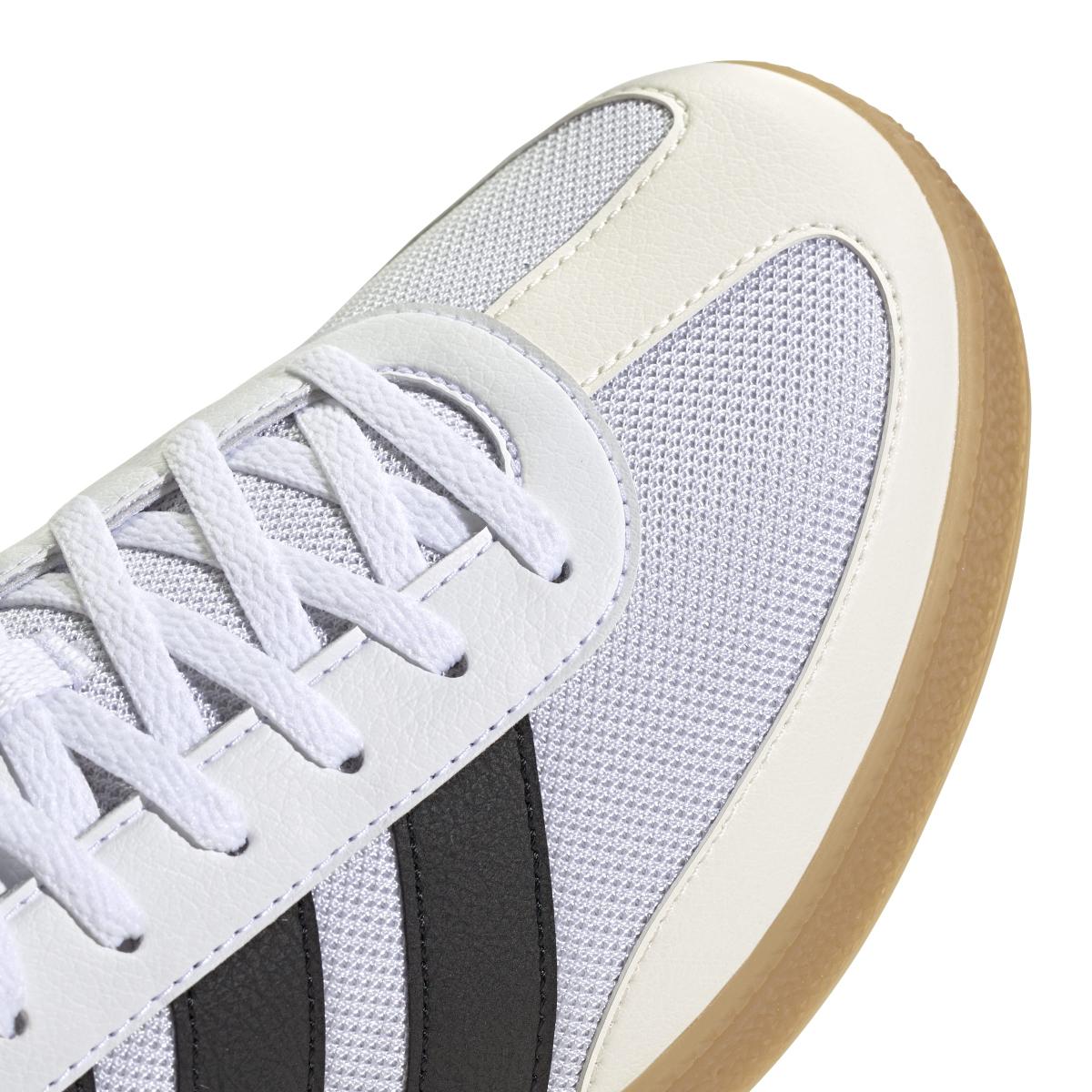 product/2/0/2025_adidas_jp7392_9_footwear_photography_detail_view_2_white.jpg