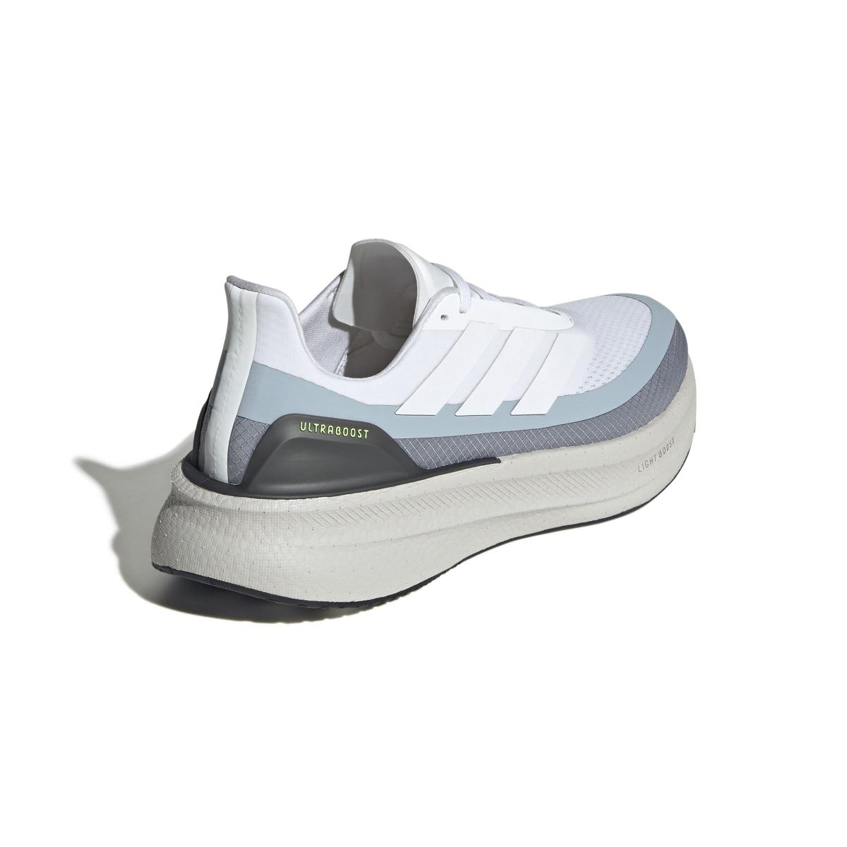 product/2/0/2025_adidas_jp8256_7_footwear_photography_back_lateral_top_view_white.jpg