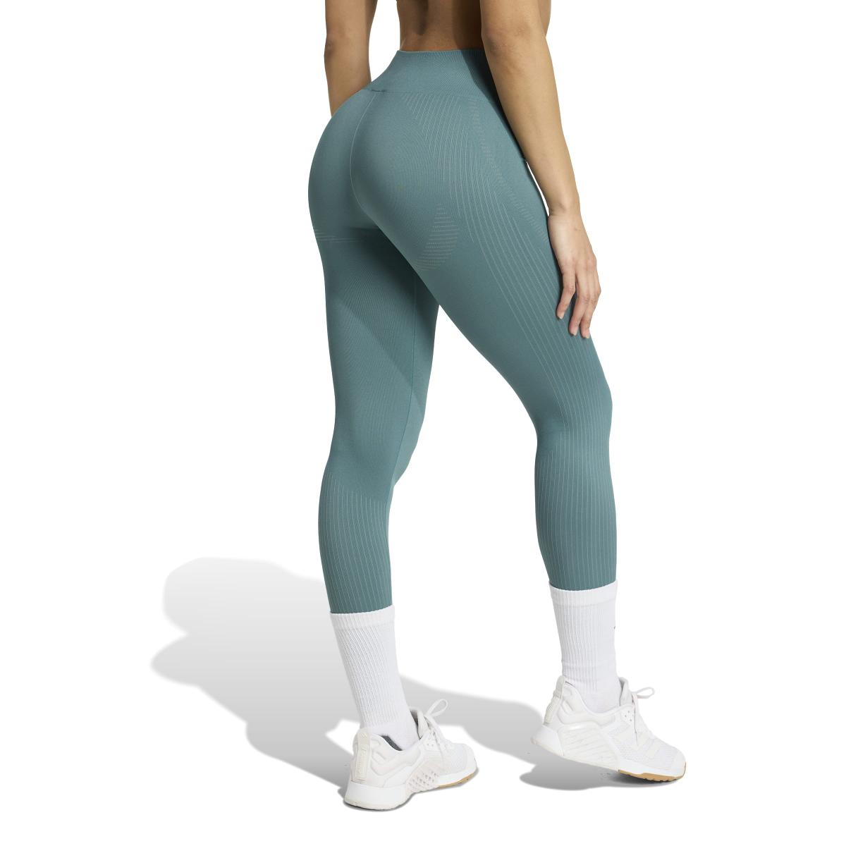 product/2/0/2025_adidas_jx3920_3_apparel_on_model_back_view_white.jpg