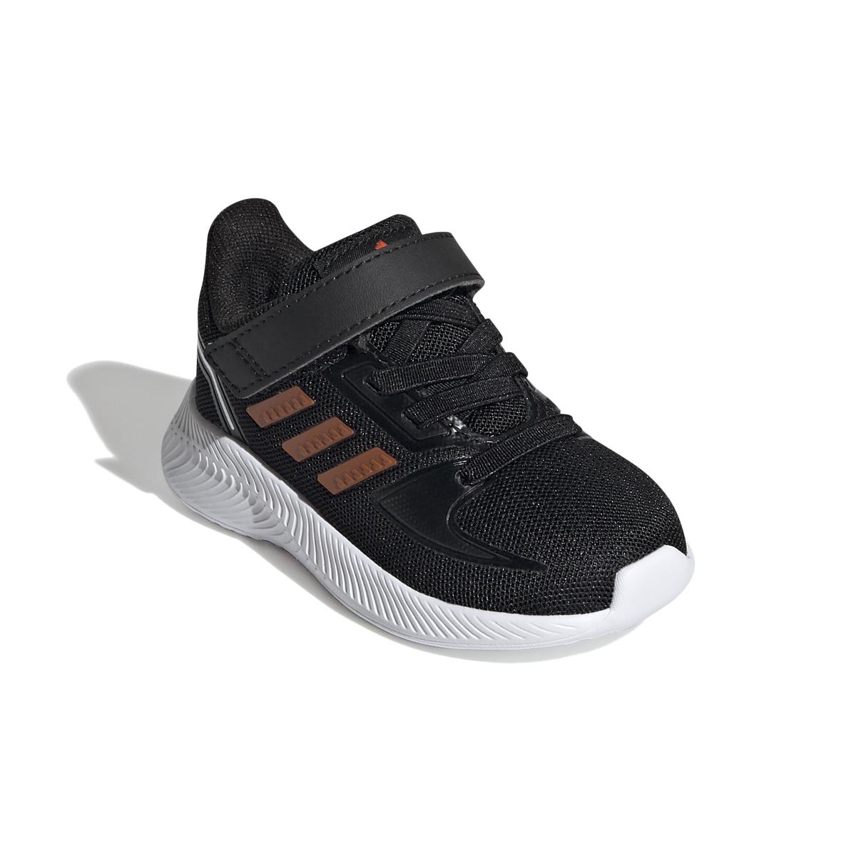 product/a/d/adidas_fz0098_6_footwear_photography_front_lateral_top_view_white.jpg