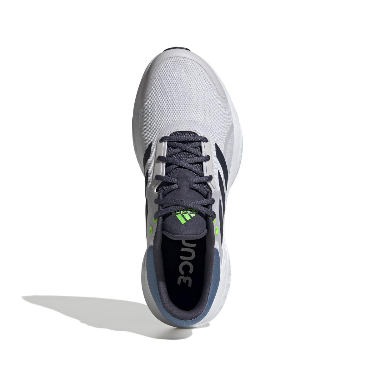 product/a/d/adidas_gv9532_3_footwear_photography_top_portrait_view_white_000.jpg