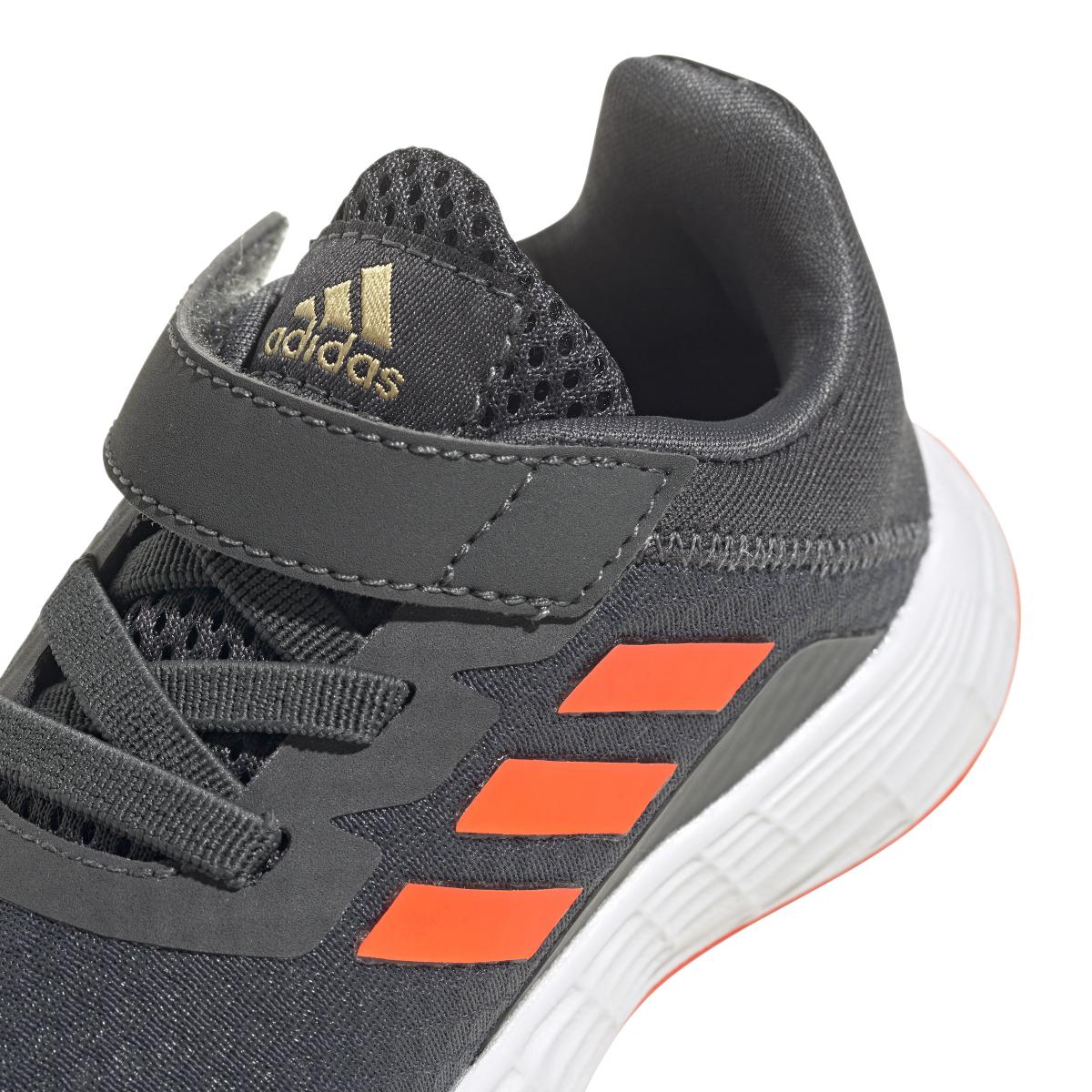 product/a/d/adidas_gw2238_8_footwear_photography_detail_view_1_white_000.jpg