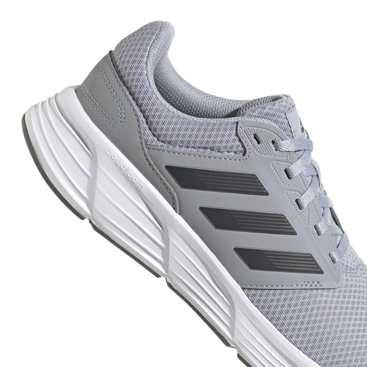 product/a/d/adidas_gw4140_9_footwear_photography_detail_view_2_white_000.jpg