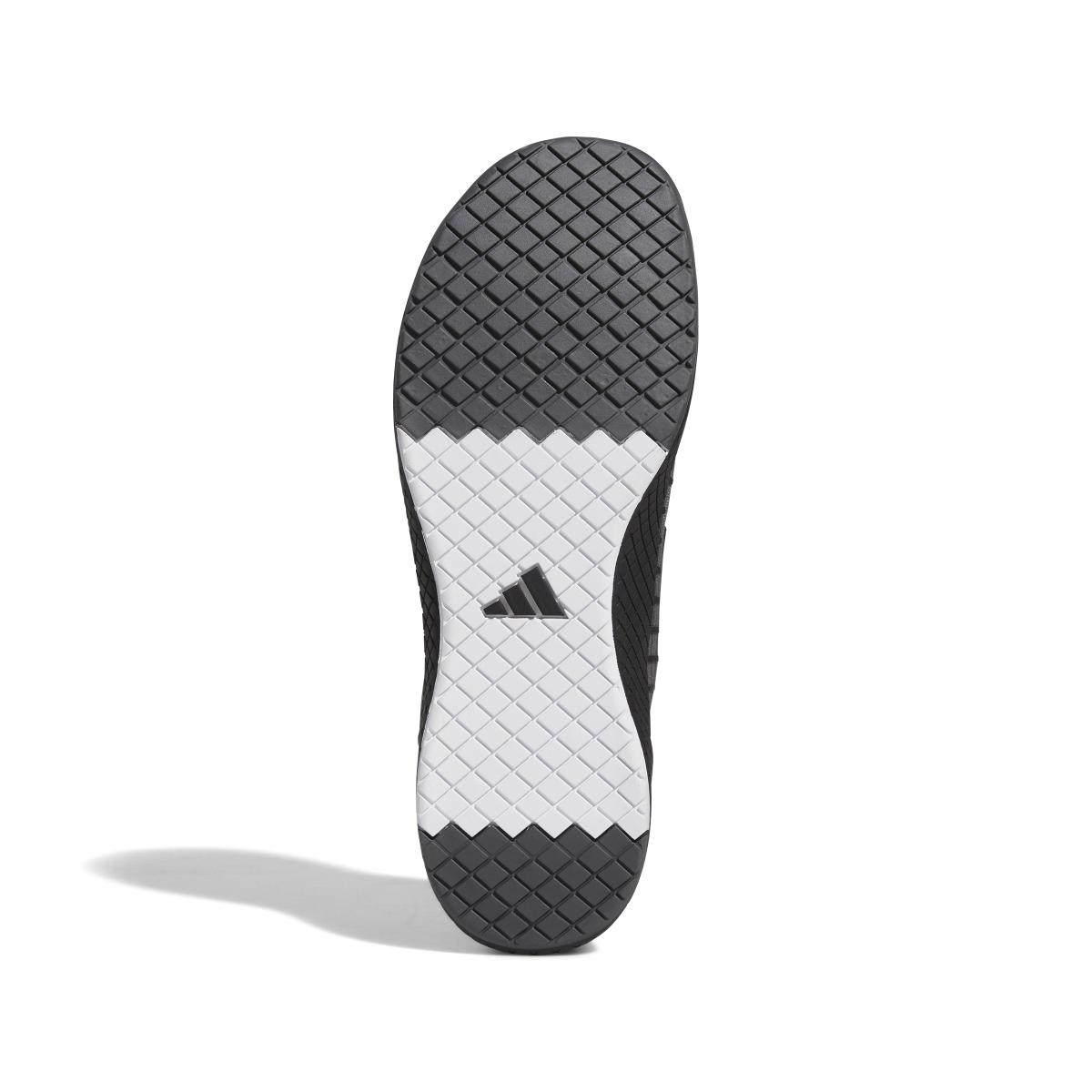product/a/d/adidas_gw6354_4_footwear_photography_bottom_view_white_000.jpg