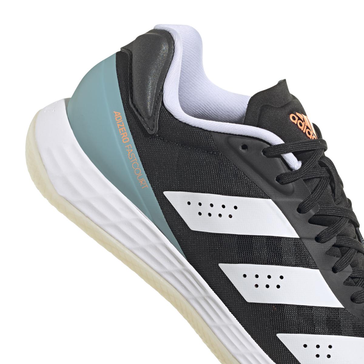 product/a/d/adidas_gx3770_9_footwear_photography_detail_view_2_white_000.jpg