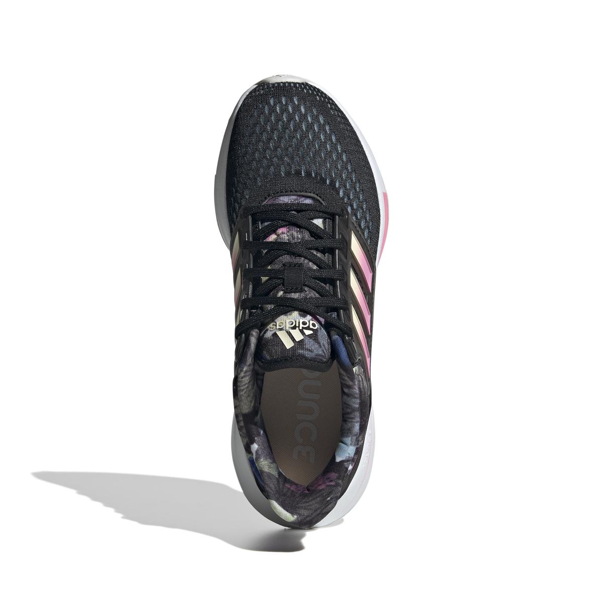 product/a/d/adidas_gx7320_3_footwear_photography_top_portrait_view_white_000.jpg