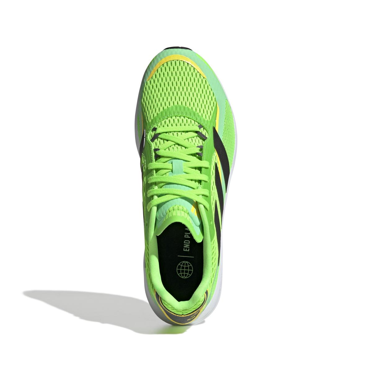 product/a/d/adidas_gy8402_3_footwear_photography_top_portrait_view_white_000.jpg