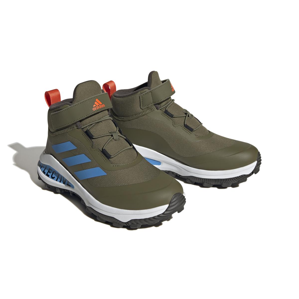 product/a/d/adidas_gz2199_6_footwear_photography_front_lateral_top_view_white_000.jpg