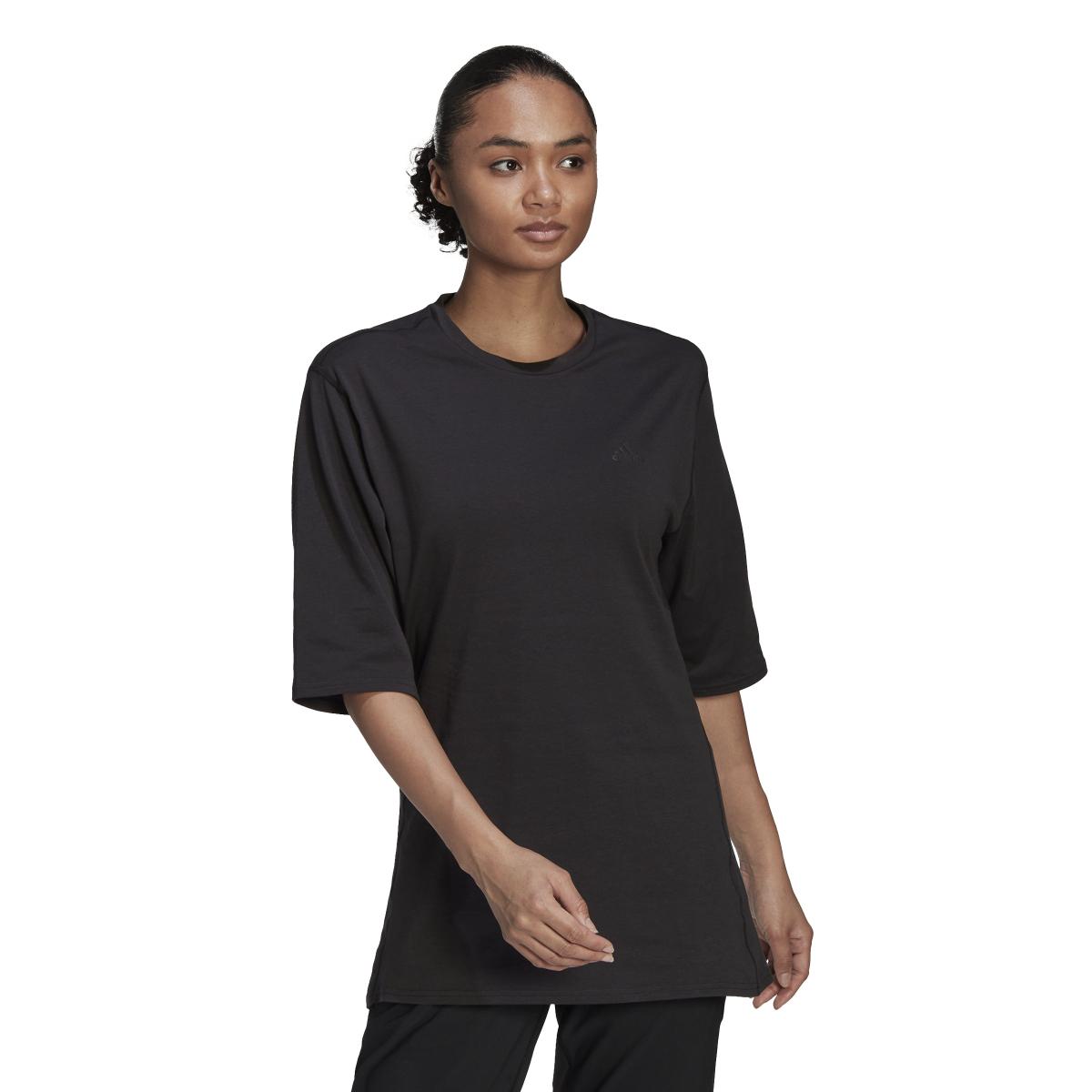 product/a/d/adidas_hc6327_3_apparel_on_model_standard_view_white.jpg