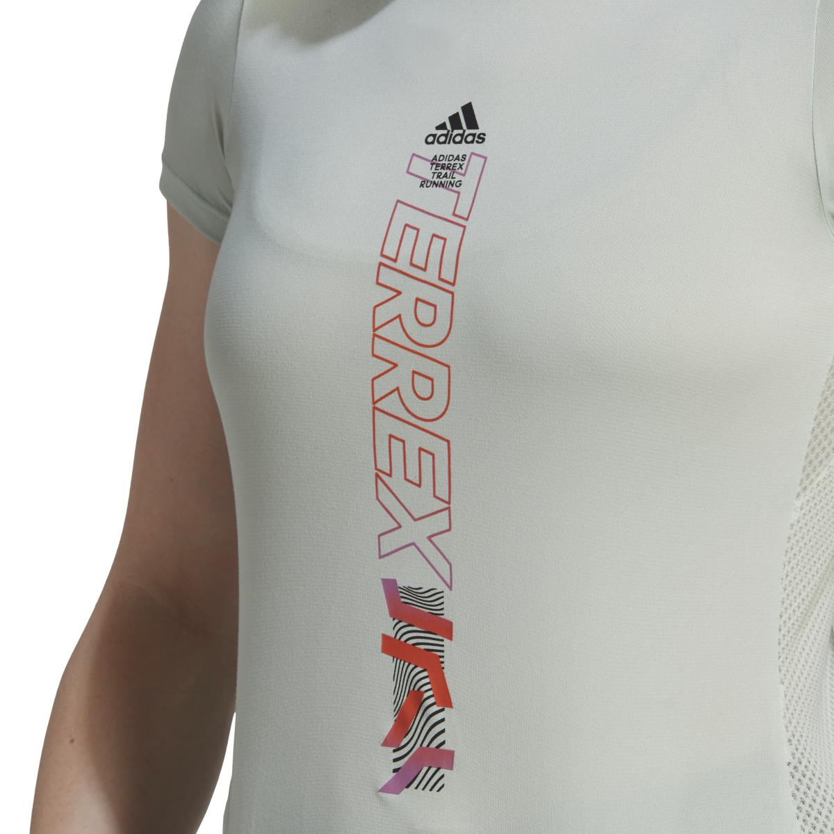 product/a/d/adidas_hf9288_10_apparel_on_model_detail_view_2_white_xo.jpg