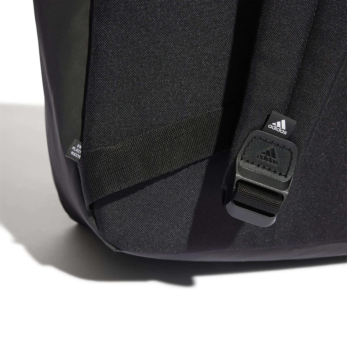 product/a/d/adidas_hg0349_6_hardware_photography_detail_view_2_white.jpg
