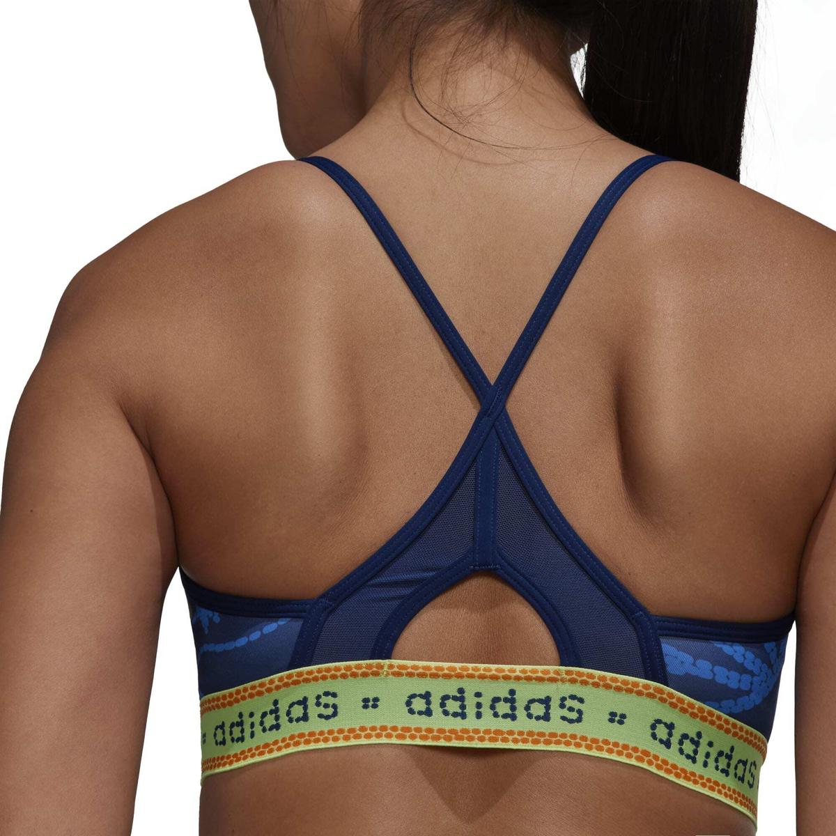 product/a/d/adidas_hi5222_9_apparel_on_model_detail_view_2_white.jpg