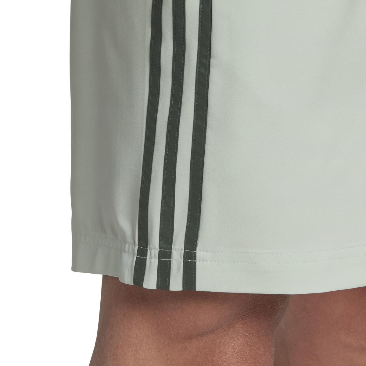 product/a/d/adidas_hl2257_7_apparel_on_model_detail_view_2_white.jpg