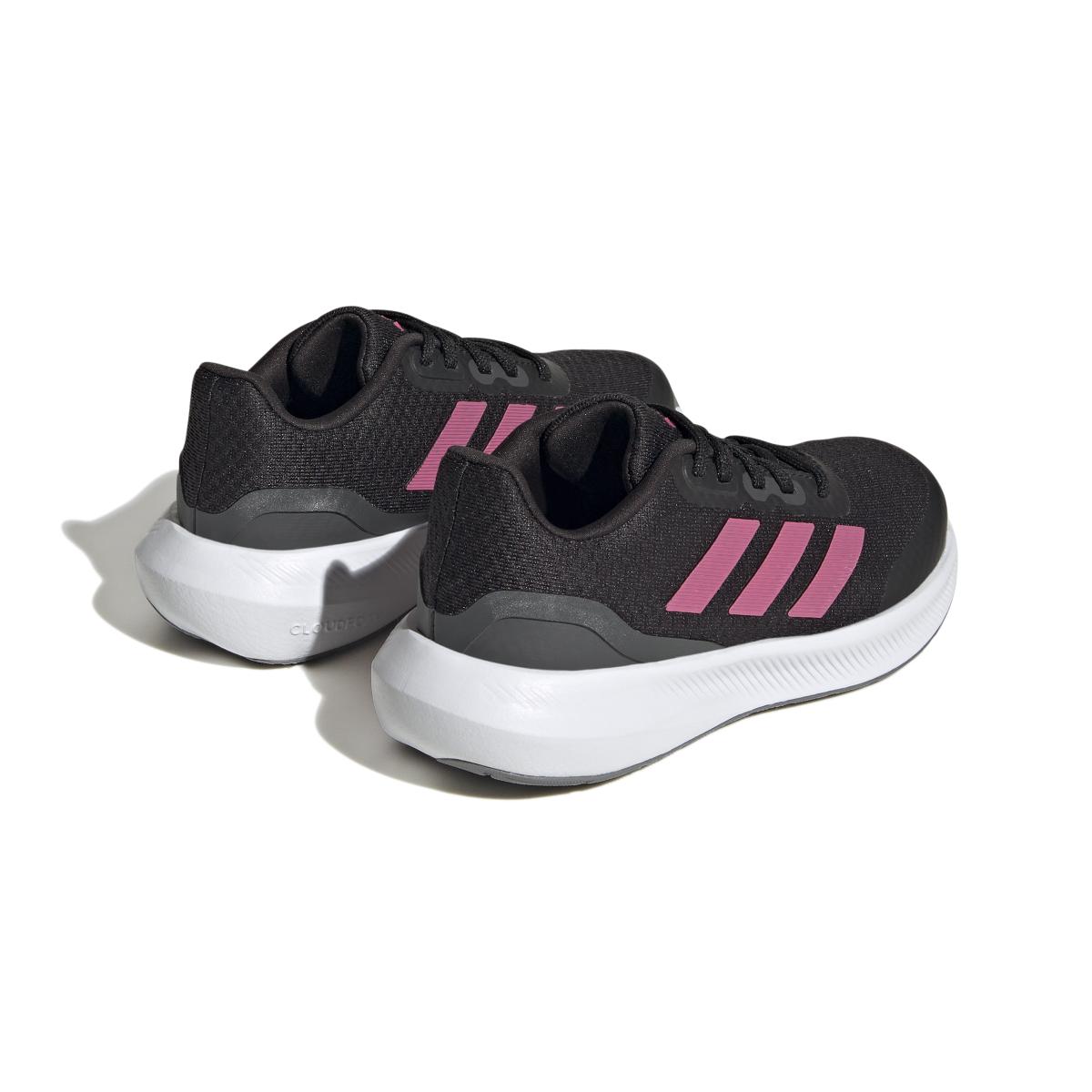 product/a/d/adidas_hp5838_7_footwear_photography_back_lateral_top_view_white_000.jpg