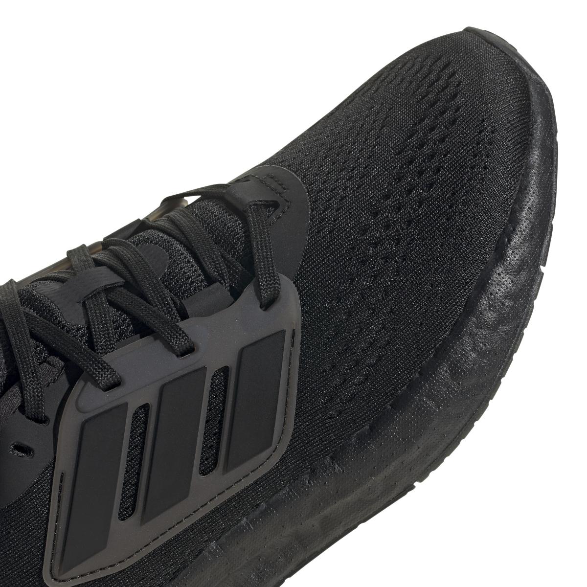 product/a/d/adidas_hq1456_8_footwear_photography_detail_view_1_white_000.jpg
