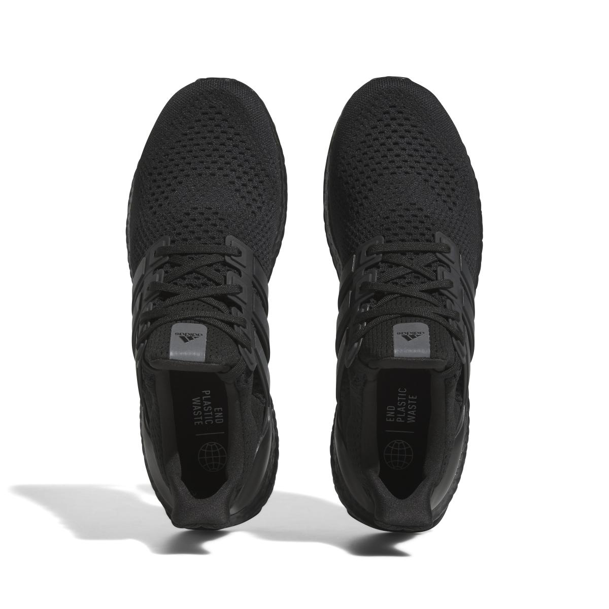 product/a/d/adidas_hq4199_3_footwear_photography_top_portrait_view_white.jpg