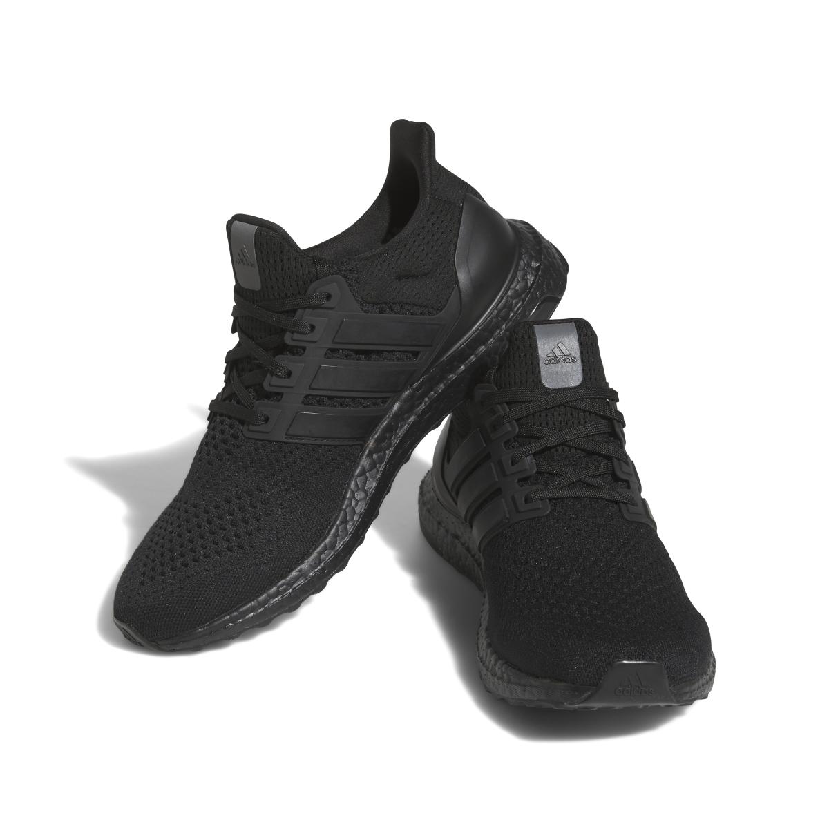 product/a/d/adidas_hq4199_6_footwear_photography_front_lateral_top_view_white.jpg