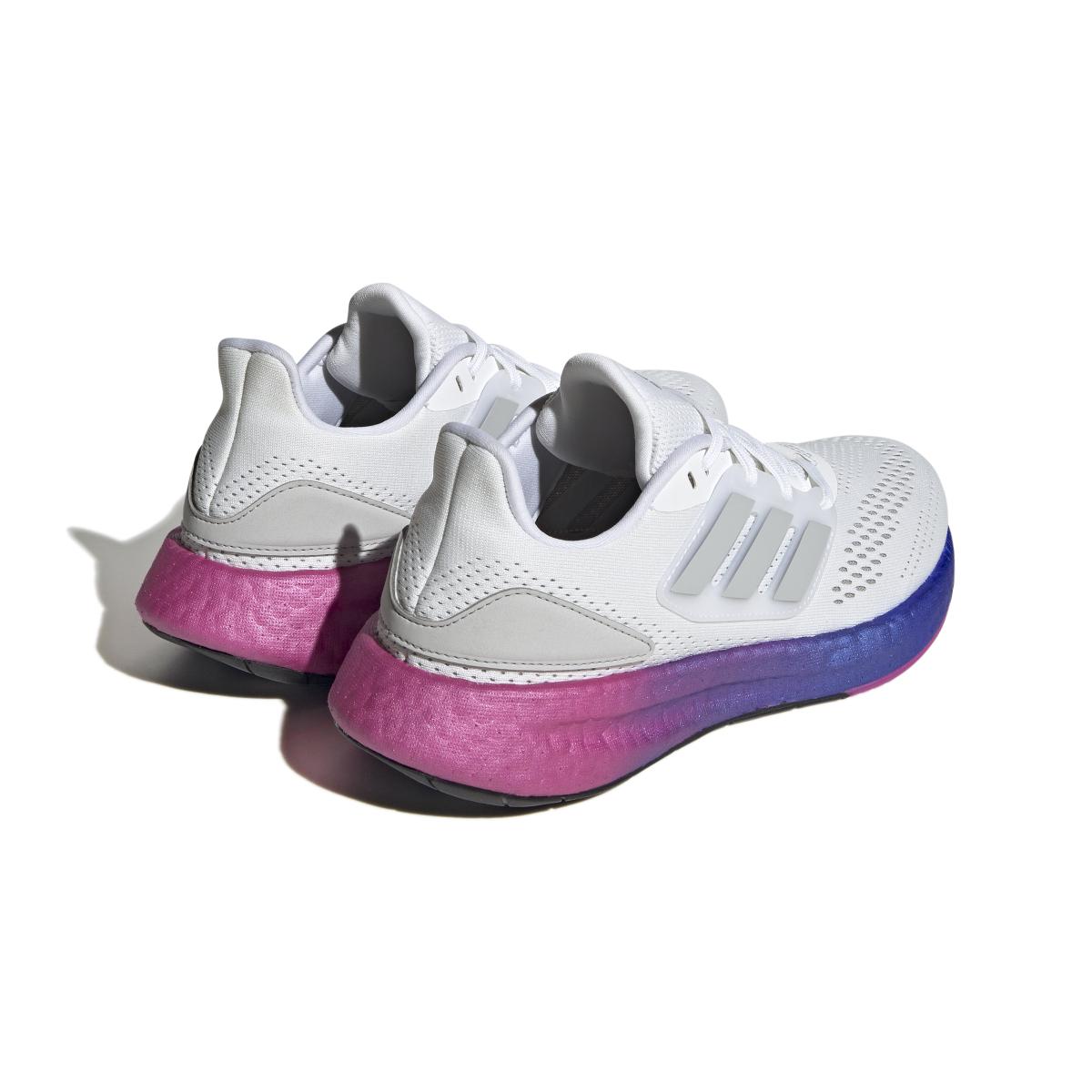 product/a/d/adidas_hq8576_7_footwear_photography_back_lateral_top_view_white_000.jpg
