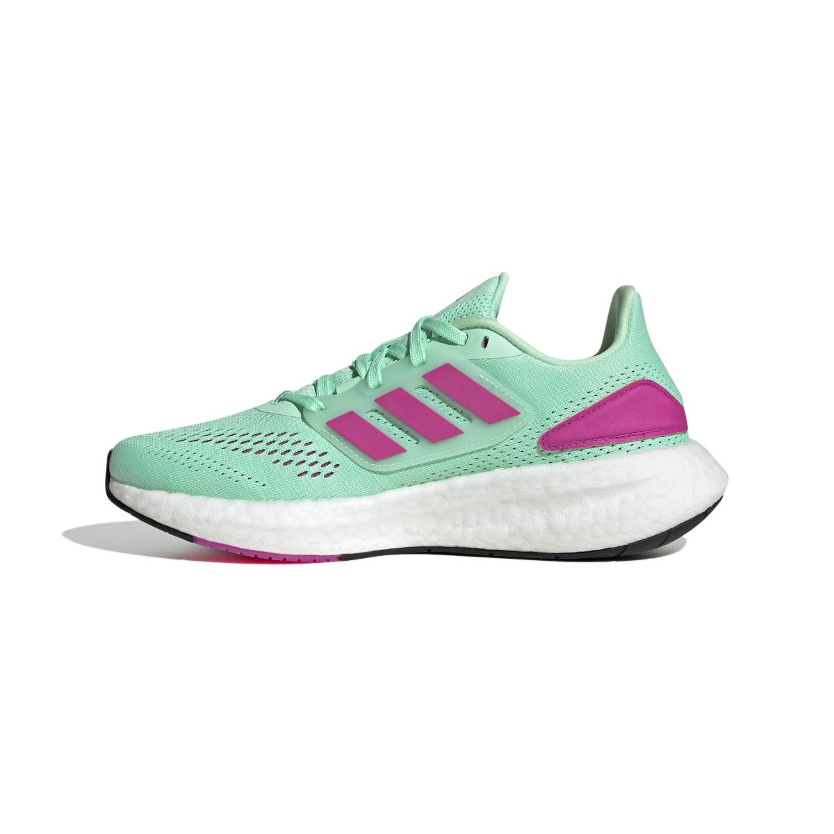 product/a/d/adidas_hq8577_5_footwear_photography_side_medial_center_view_white_000.jpg