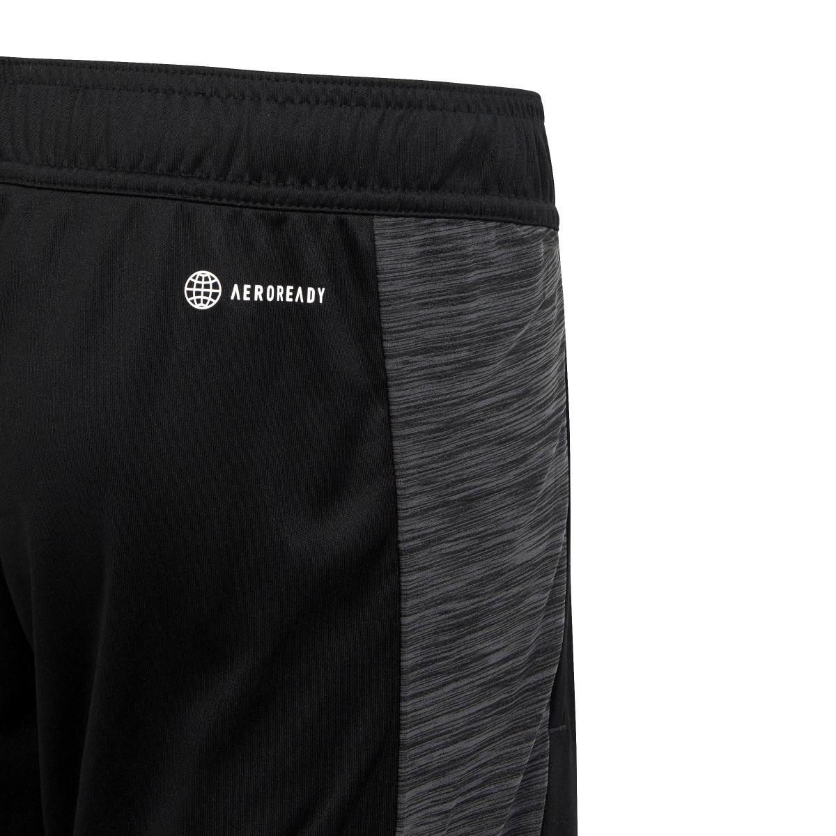 product/a/d/adidas_hr5923_4_apparel_photography_detail_view_1_white.jpg