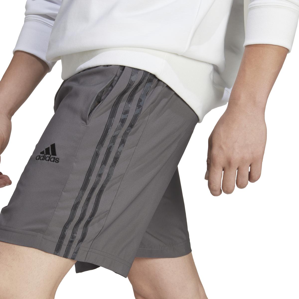 product/a/d/adidas_ic1494_6_apparel_on_model_detail_view_1_white.jpg
