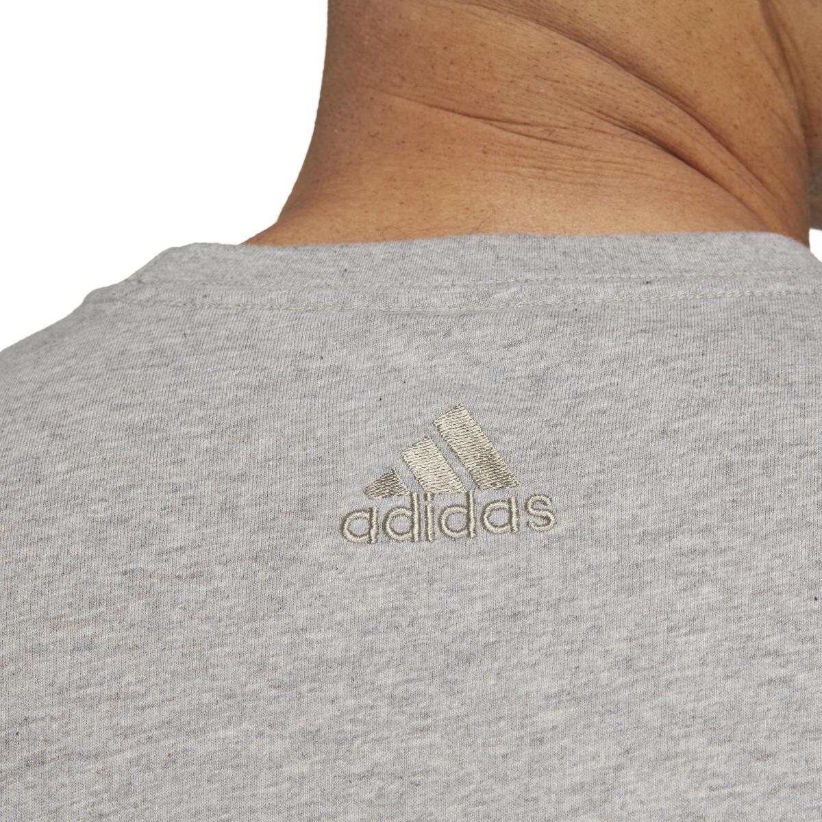 product/a/d/adidas_ic9277_8_apparel_on_model_detail_view_2_white-nw032724.jpg