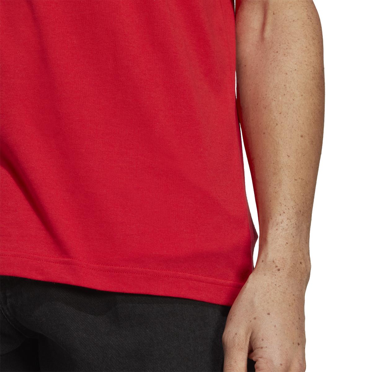product/a/d/adidas_ic9278_8_apparel_on_model_detail_view_2_white-nw032724.jpg