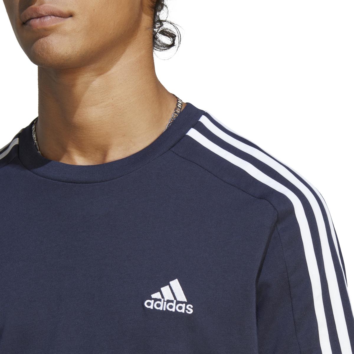product/a/d/adidas_ic9335_7_apparel_on_model_detail_view_1_white.jpg