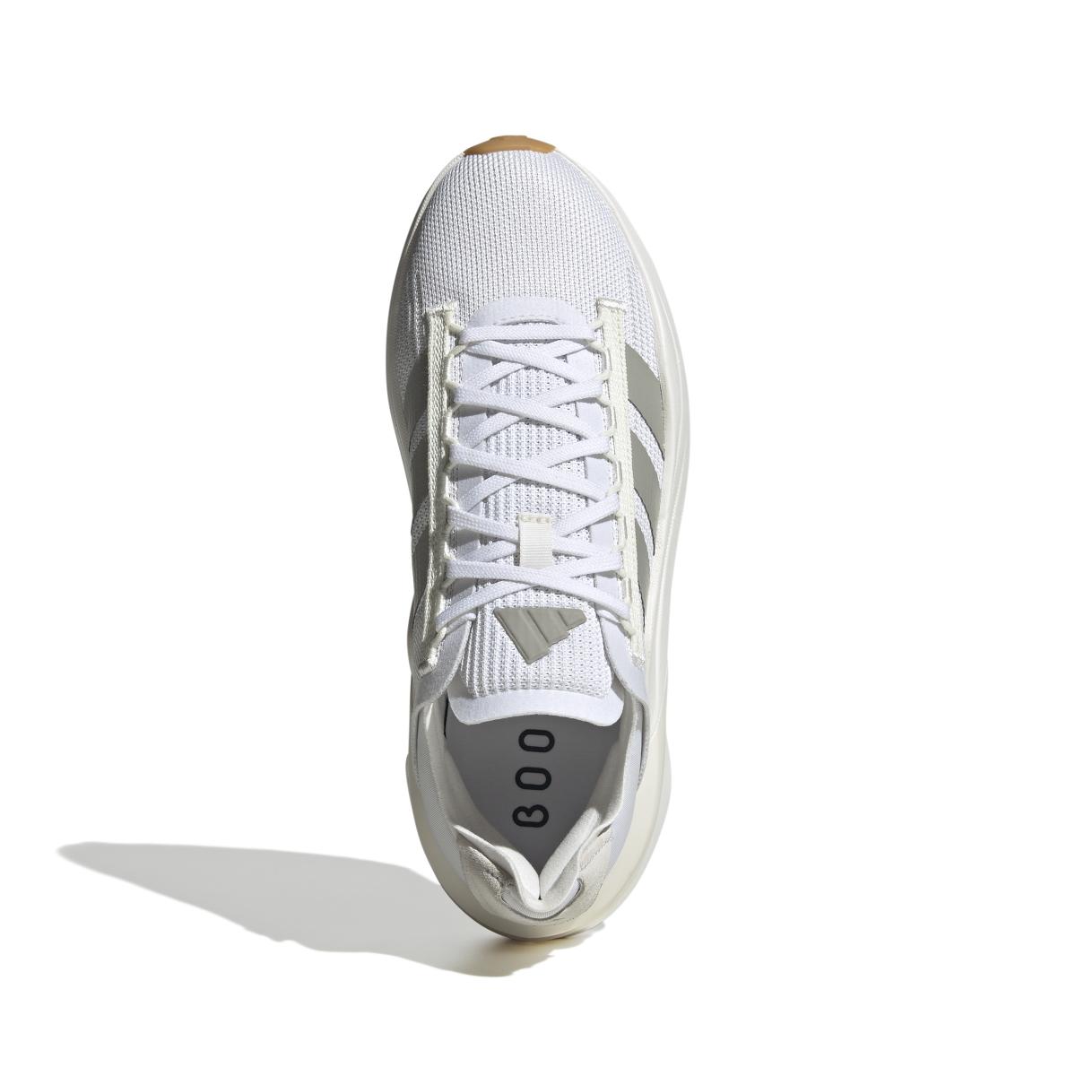 product/a/d/adidas_id5239_3_footwear_photography_top_portrait_view_white-030824x.jpg