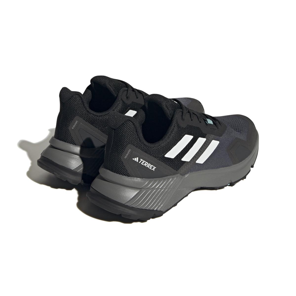 product/a/d/adidas_if5030_7_footwear_photography_back_lateral_top_view_white.jpg