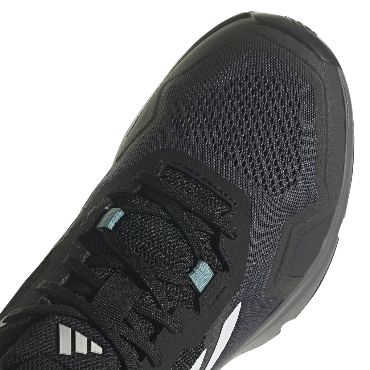 product/a/d/adidas_if5030_8_footwear_photography_detail_view_1_white.jpg