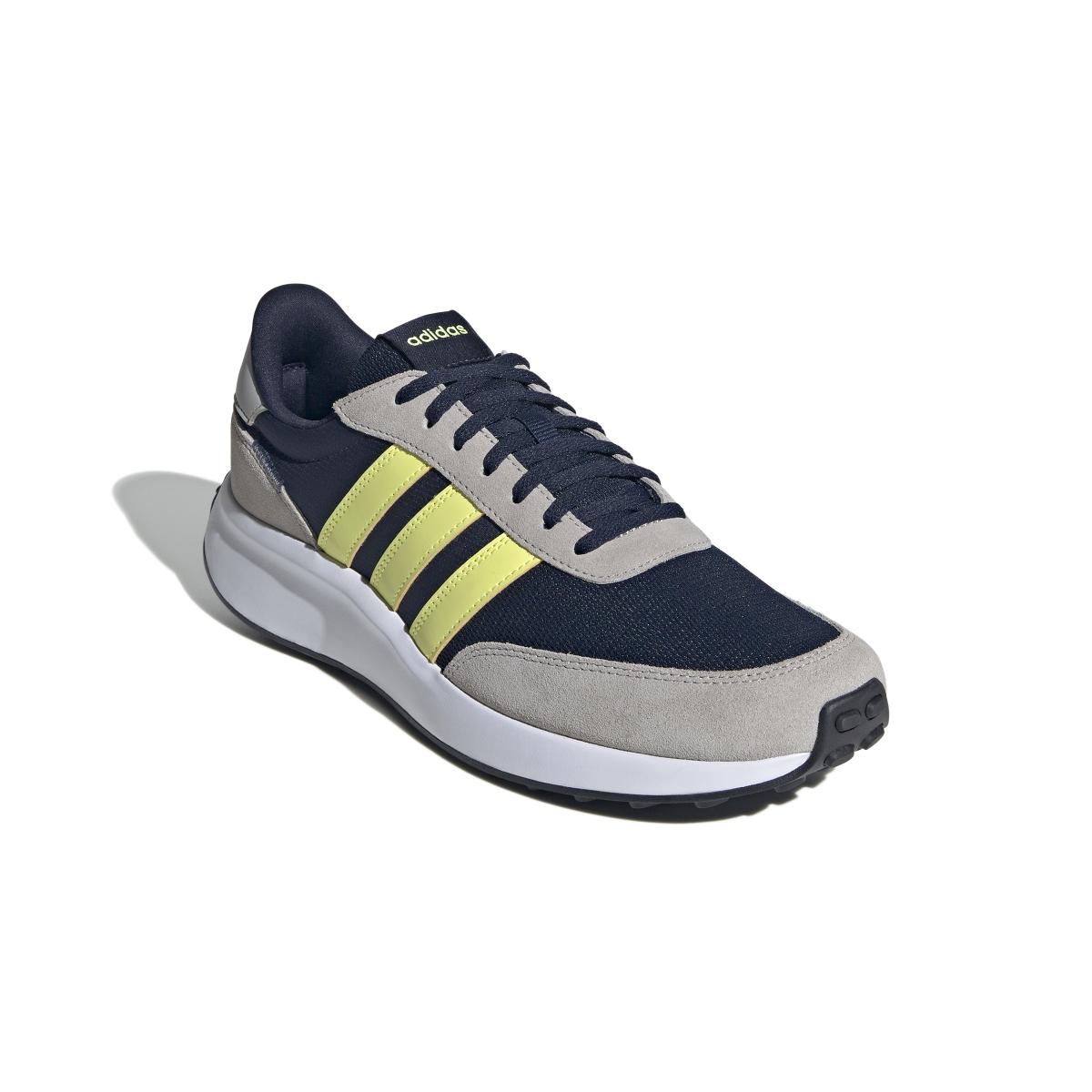 product/a/d/adidas_ig1184_6_footwear_photography_front_lateral_top_view_white.jpg