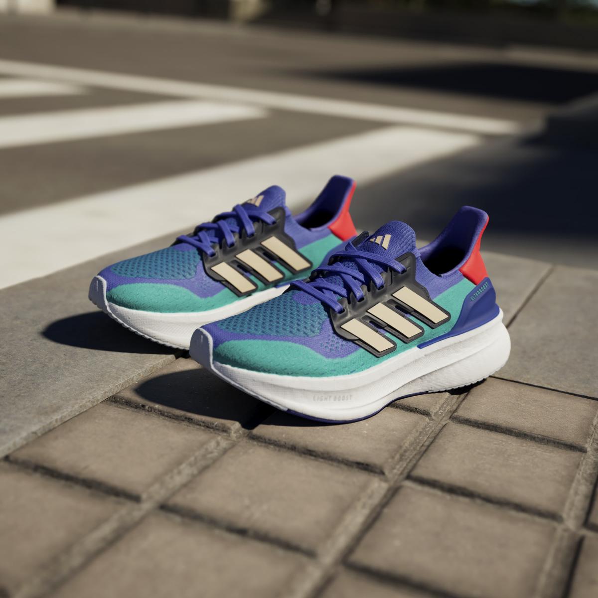 product/a/d/adidas_ih7595_16_footwear_photography_heromrktng_view_5.jpg