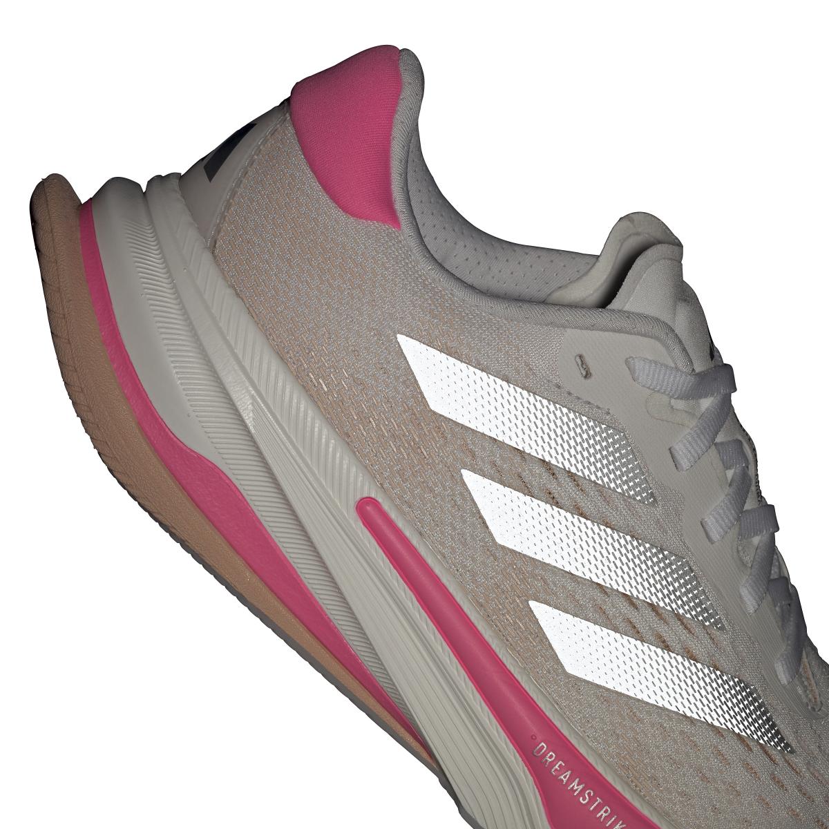 product/a/d/adidas_ih8639_13_footwear_photography_reflective_detail_white-nw091625.jpg