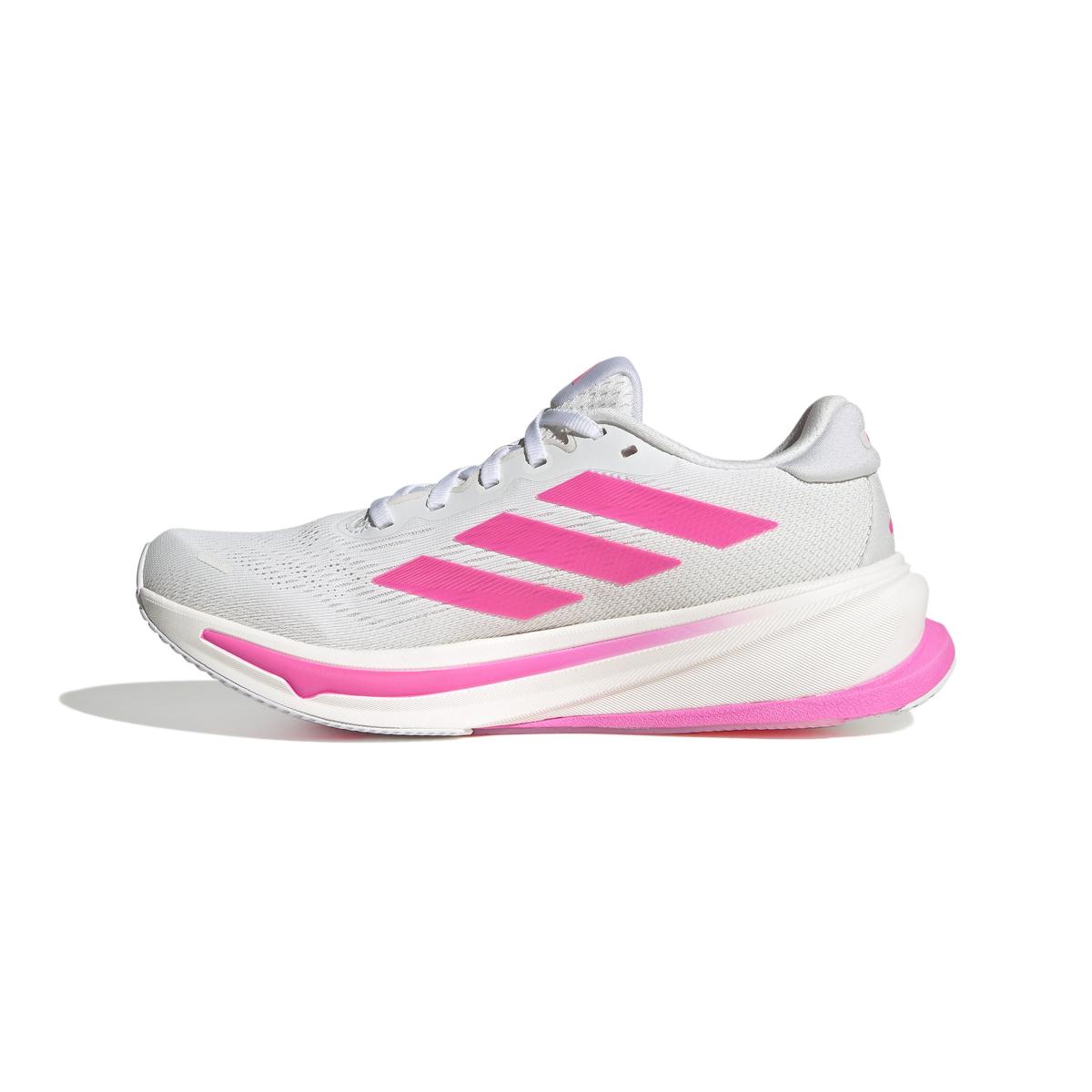 product/a/d/adidas_ih8664_5_footwear_photography_side_medial_center_view_white-nw091625.jpg