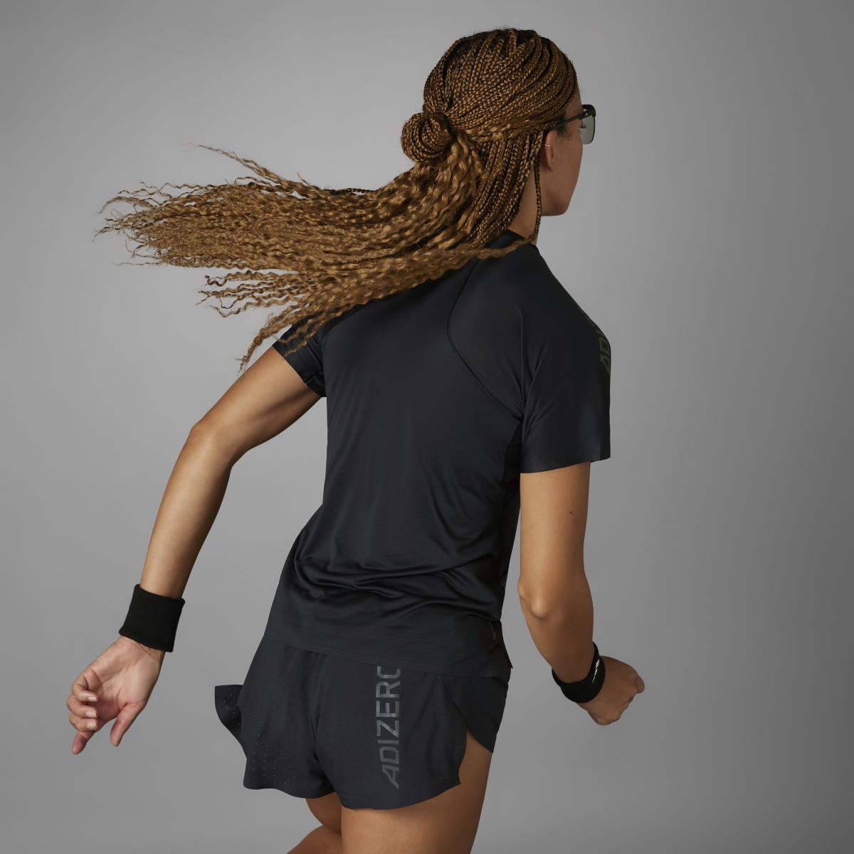 product/a/d/adidas_ik9710_11_apparel_photography_heromrktng_view_3-nw040524x.jpg