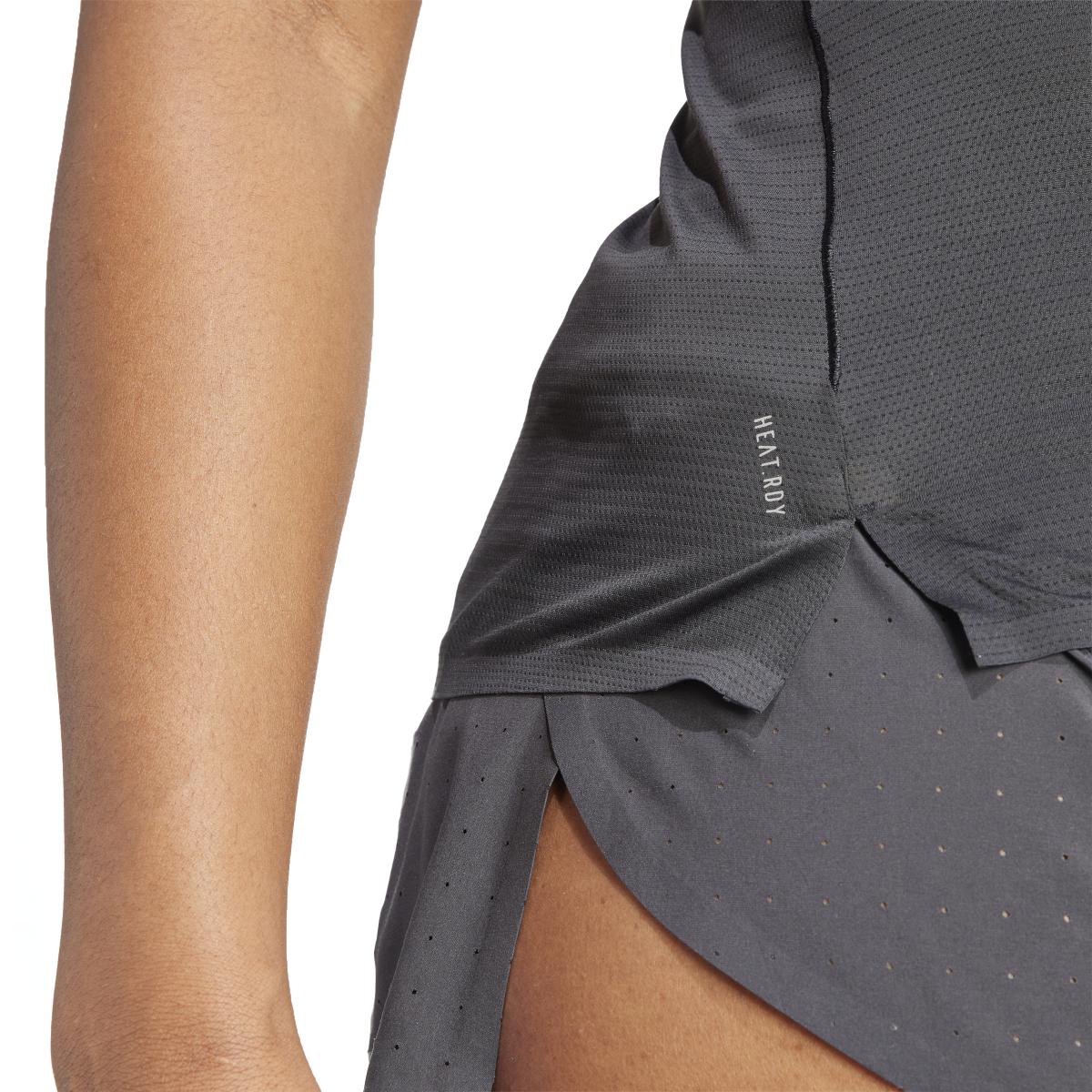 product/a/d/adidas_ik9710_8_apparel_on_model_detail_view_2_white-nw040524x.jpg
