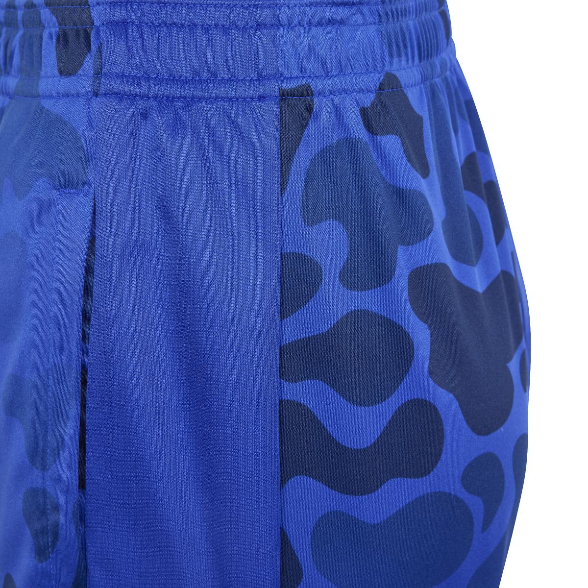 product/a/d/adidas_ir7525_6_apparel_photography_detail_view_3_white.jpg