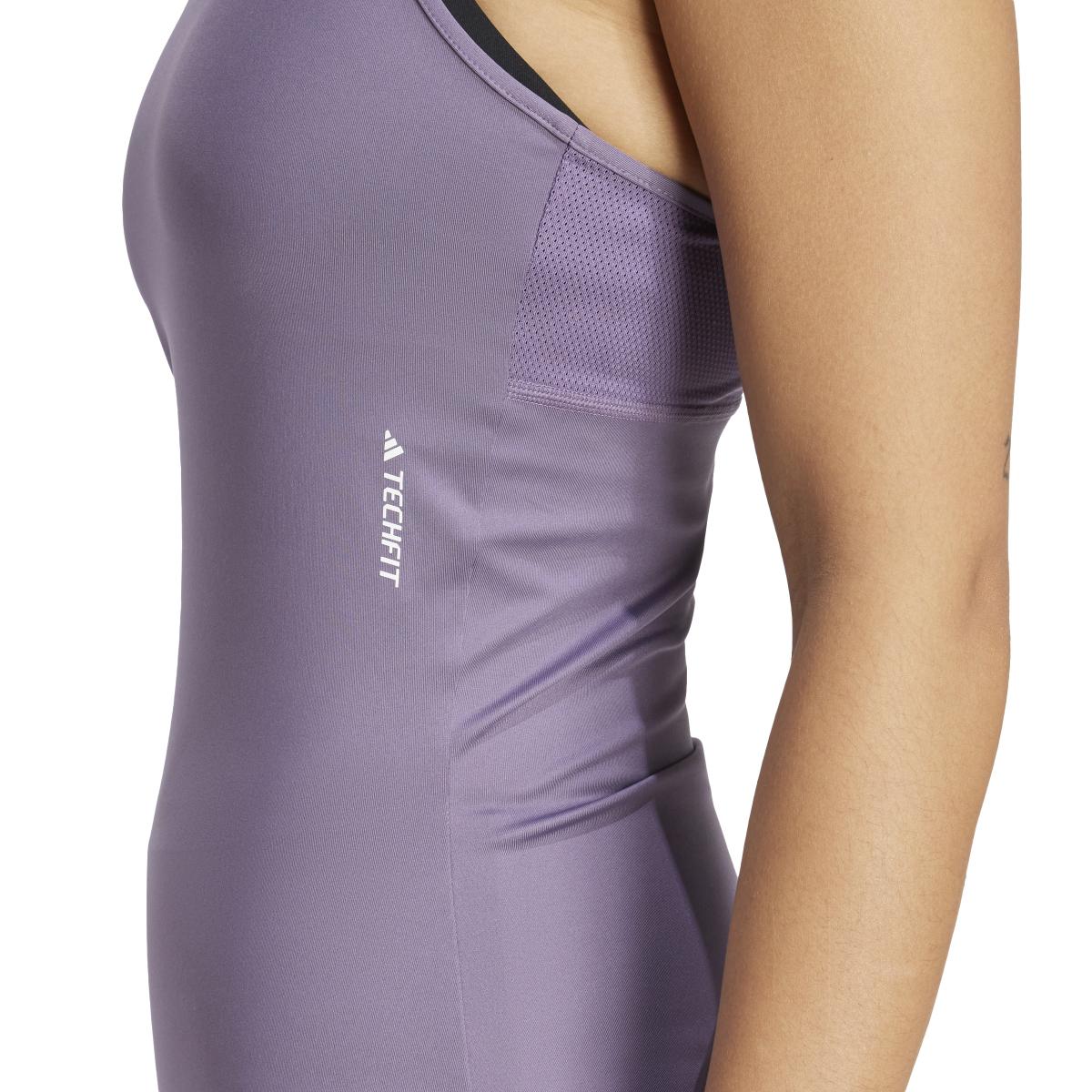 product/a/d/adidas_it9181_8_apparel_on_model_detail_view_2_white.jpg