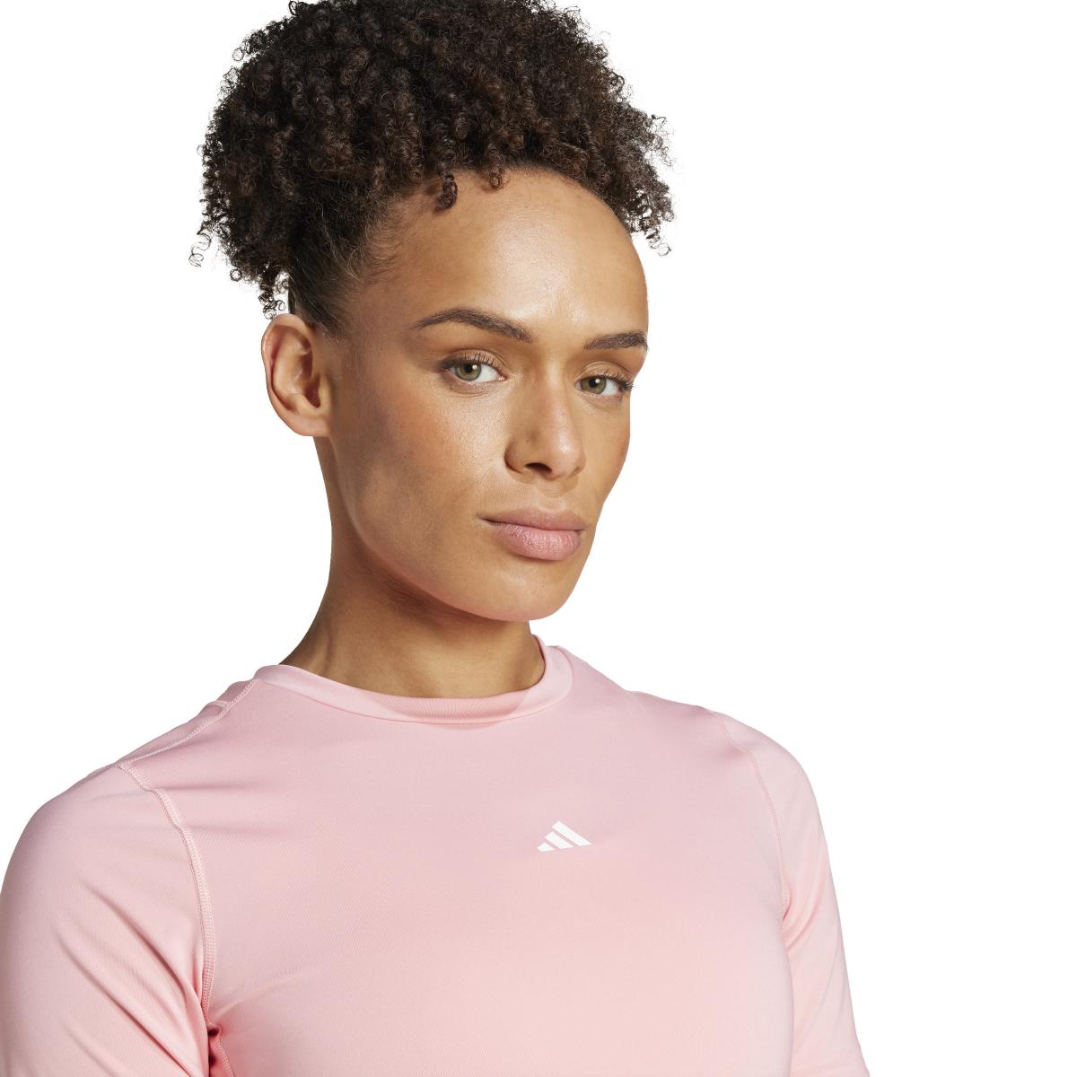 product/a/d/adidas_ix3258_8_apparel_on_model_detail_view_1_white.jpg