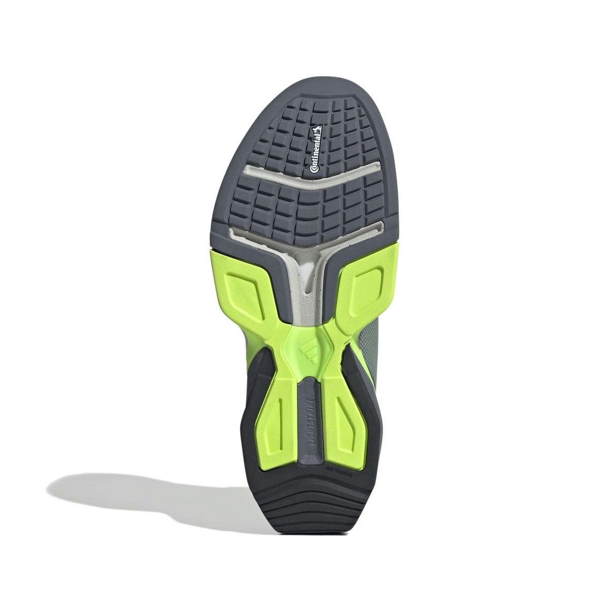 product/a/d/adidas_jh6167_4_footwear_photography_bottom_view_white-nw091625.jpg
