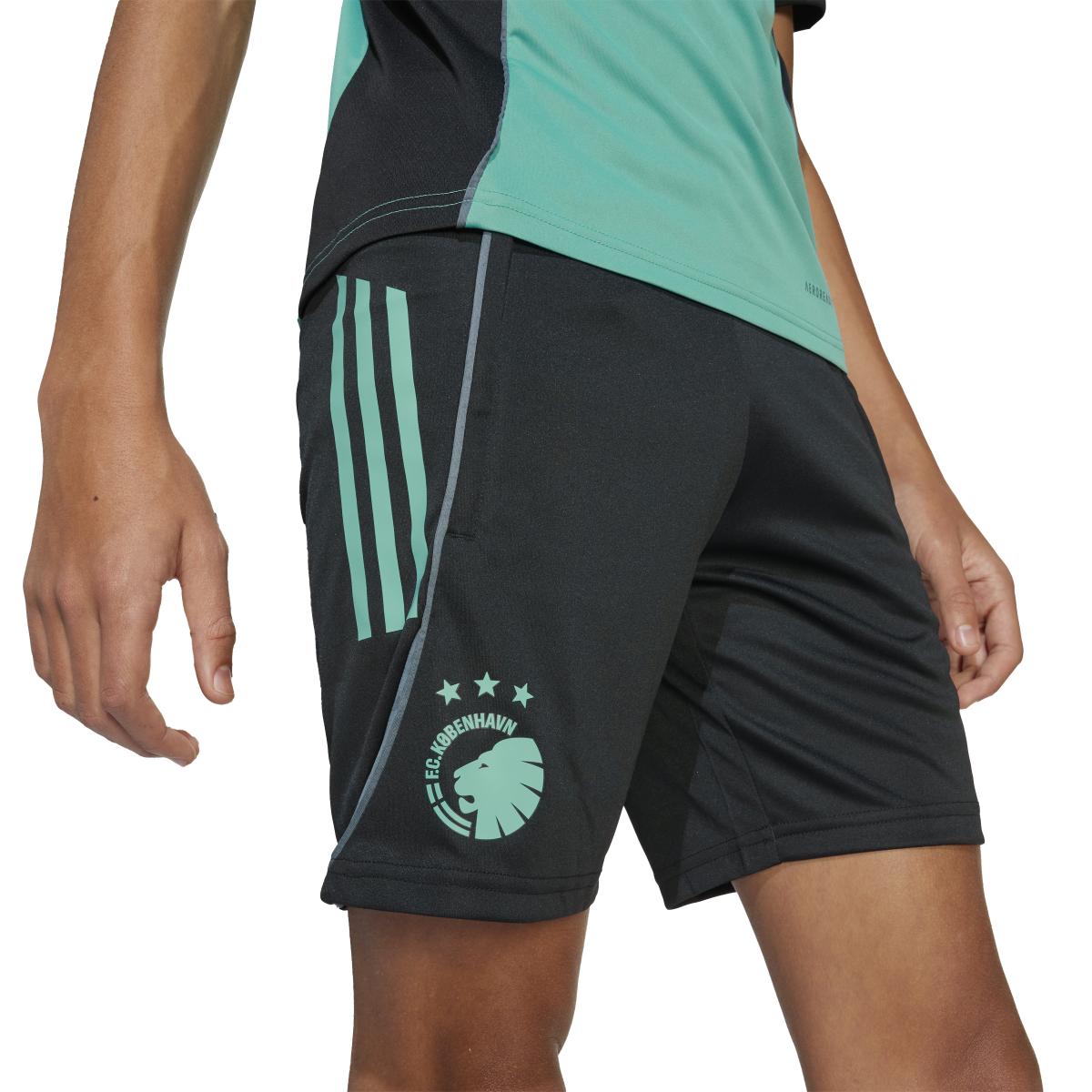 product/a/d/adidas_jl6317_black-onix-stfaoc_6.jpg