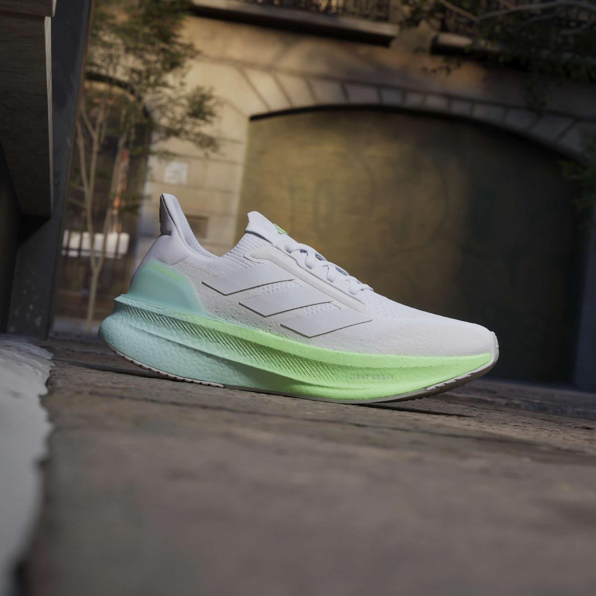 product/a/d/adidas_jq2927_18_footwear_photography_heromrktng_view_3-nw091625.jpg